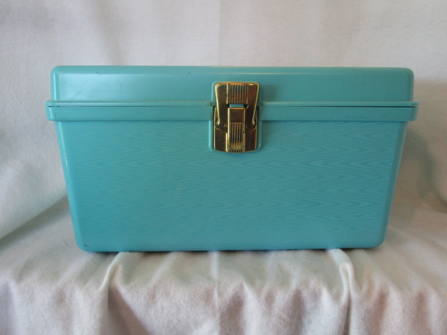 vintage aqua sewing box, Wilson sewing box, sewing box and tray, Wil