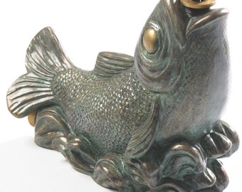 Feisty Fish garden lawn sprinkler