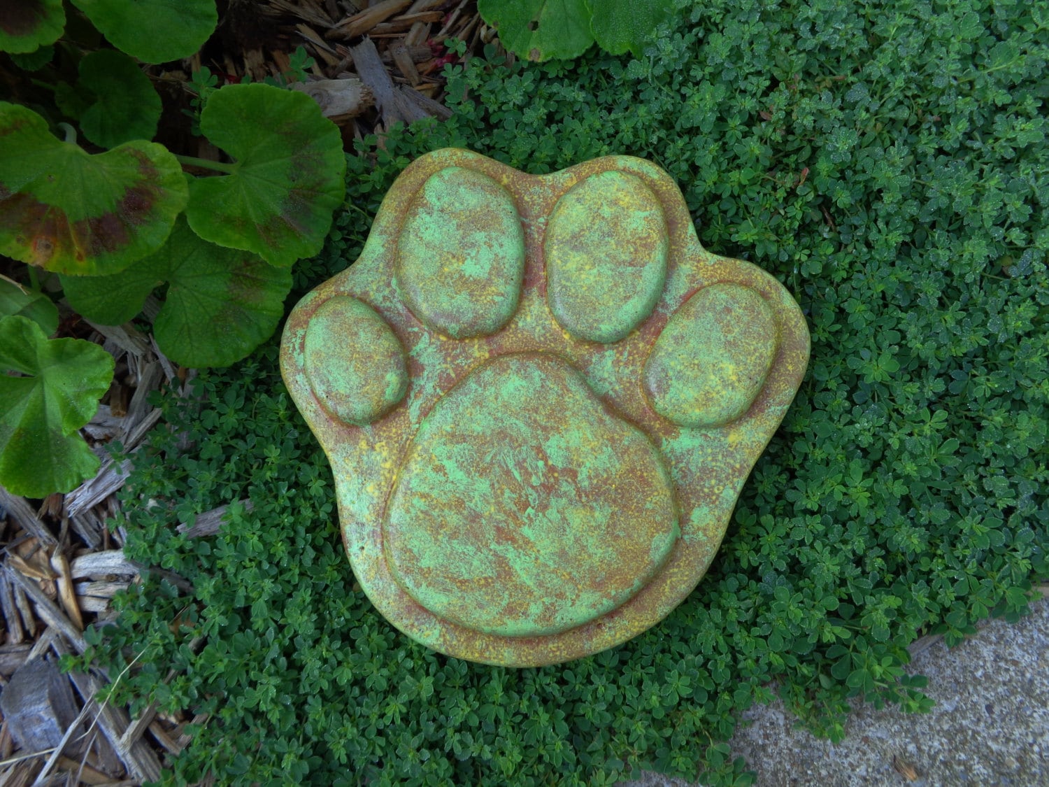 Concrete paw print Pet memorial stone Garden stepping