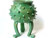 Grouchy Pot with Spikes - Planter Pot with Sculpted Feet and Spikes Grouchy Pot with Spikes - Planter Pot with Sculpted Feet and Spikes