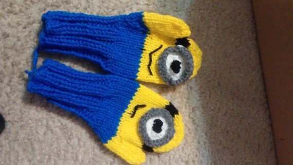 Knitted Minion MIttens