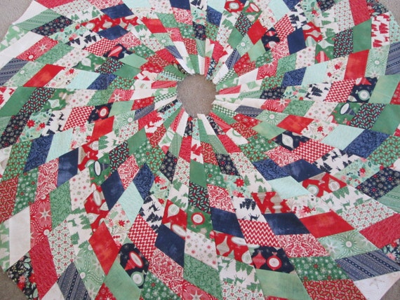 modern christmas tree skirt quilted tree skirt by bellazahn modern christmas tree skirt quilted tree skirt by bellazahn