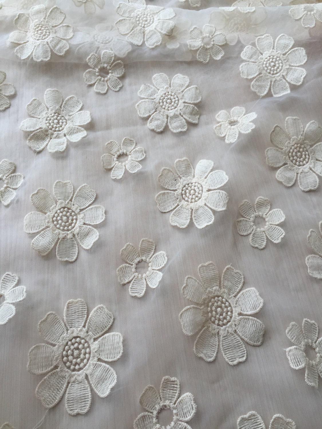 Organza Fabric Beige Cotton Flowers Embroidered Lace Fabric 55