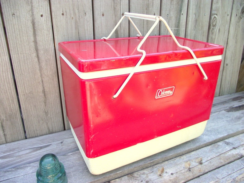 Vintage 1960 RED COLEMAN Metal Cooler Ice Chest Folding