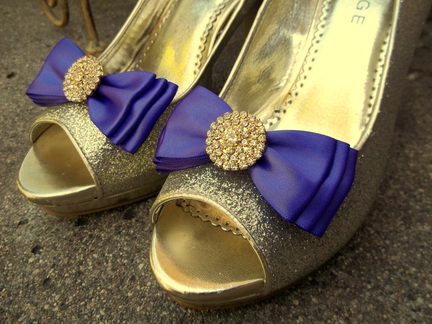 Bridal Shoe Clips Wedding Shoe Clips Satin Bow by ShoeClipsOnly