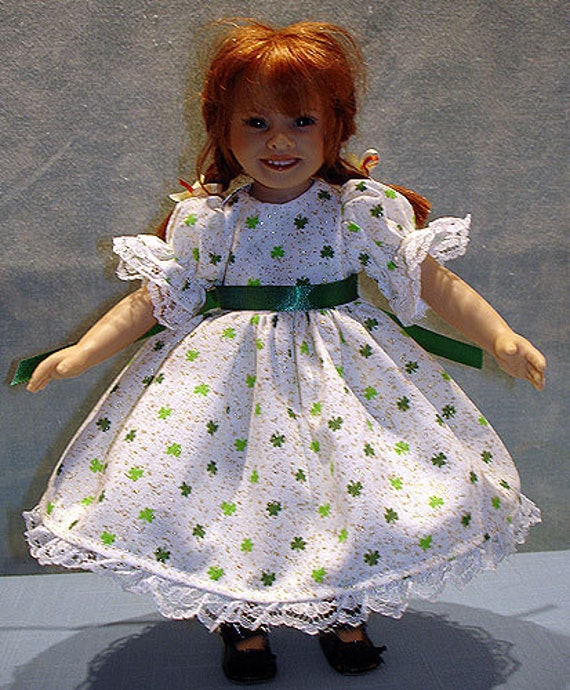 dolls house display table