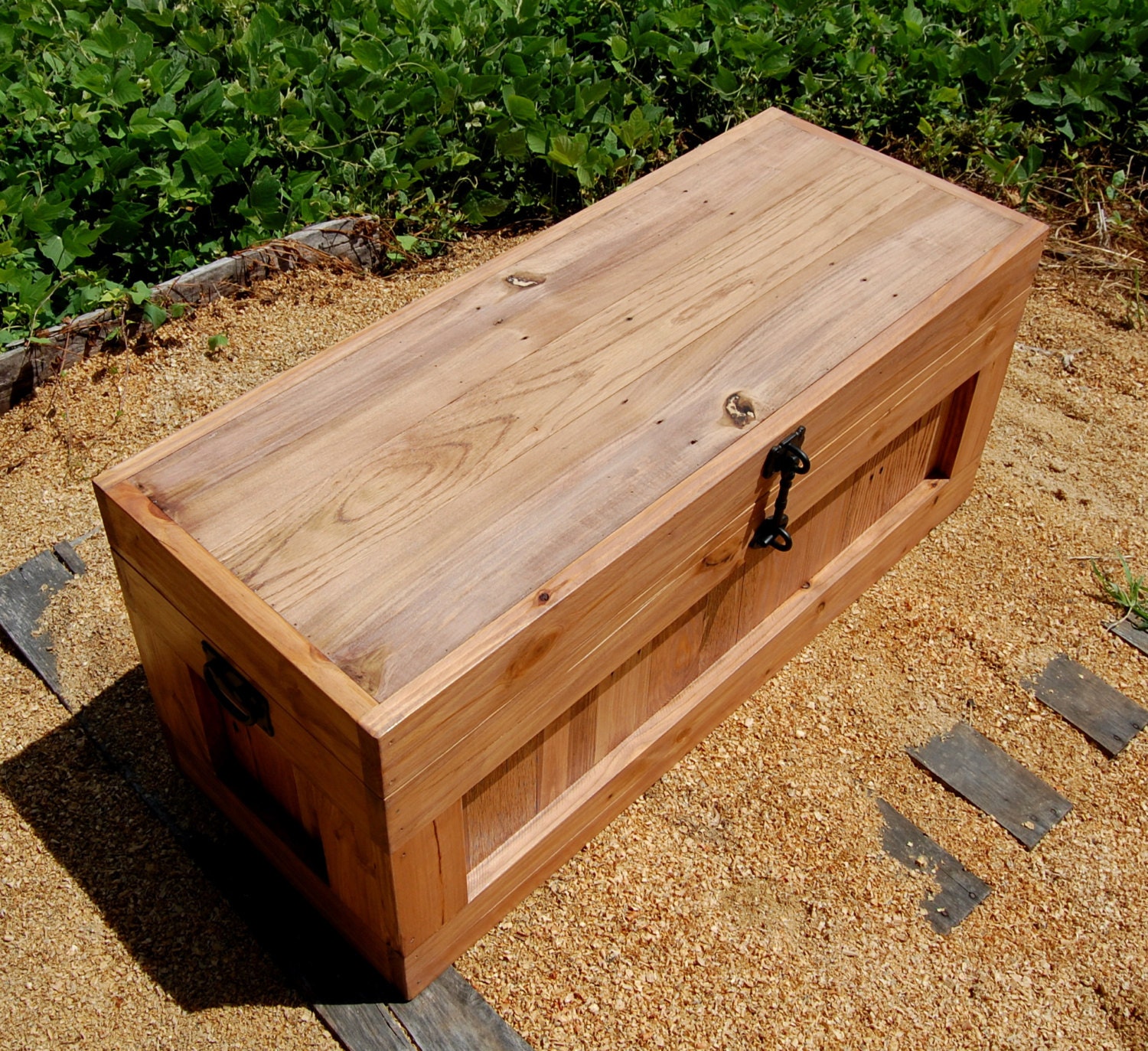 Large Cherry Hope Chest/Coffee Table/End of the Bed Bench