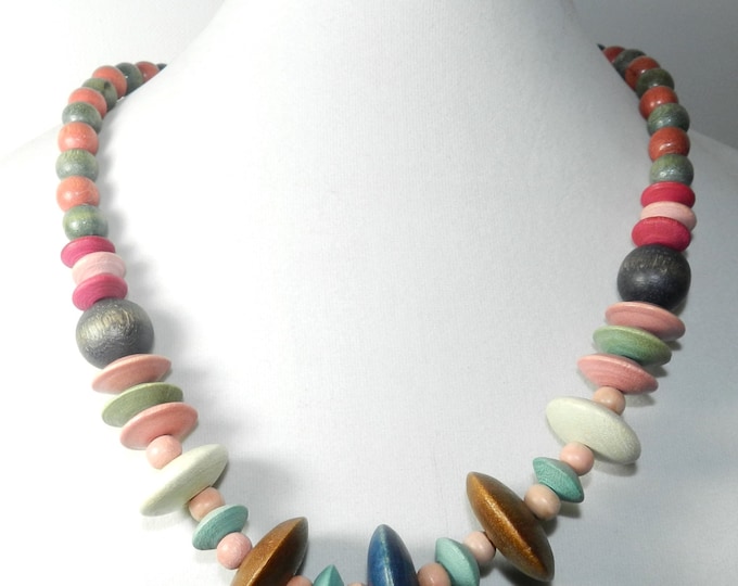Vintage PASTEL COLOR Beaded Necklace, Spring Boho Necklace, Wooden Statement Necklace, Fashion Jewelry Jewellery. Gift for Her, Retro 1980s