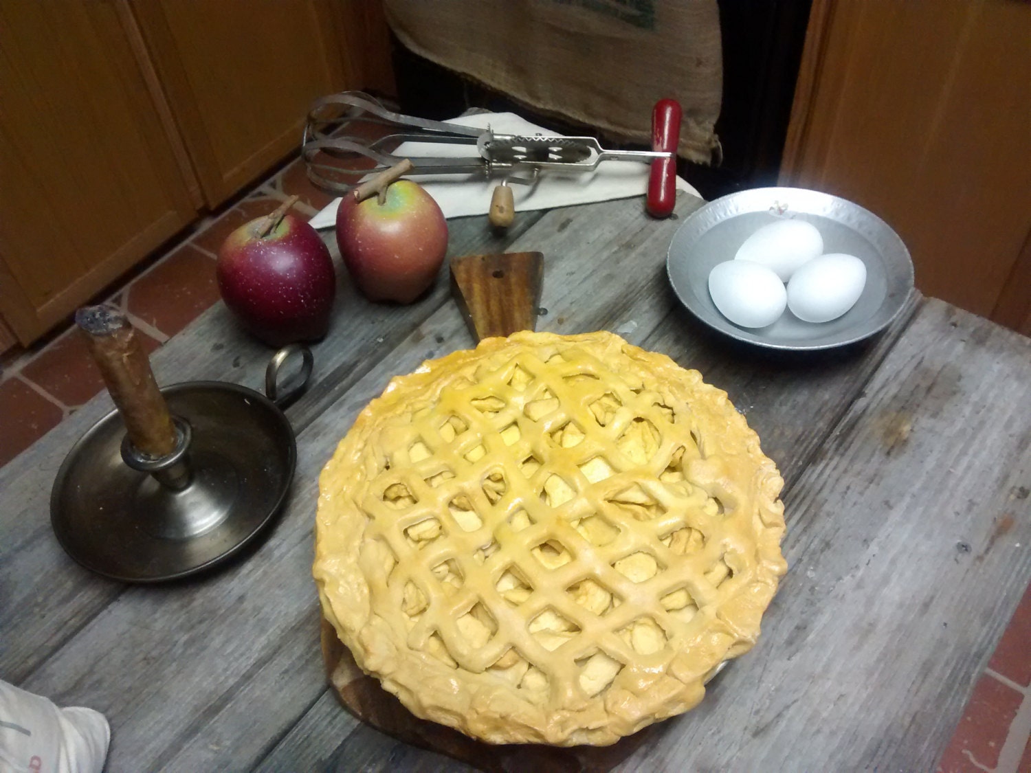FAKE Apple Pie 9 Inch Actual Pie Size Looks by PioneerHomestead