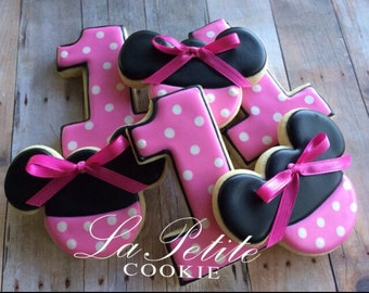 Minnie Mouse Sugar Cookies (1 dozen)