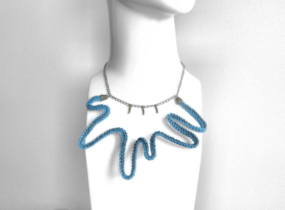  wire & crochet bib necklace ($15)