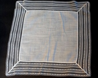 Vintage Wedding Hanky, Lace Handkerchief, White Hanky, Bridal Hanky, Vintage Linens, Vintage Lace Hanky, Vintage Accessories, Something Old