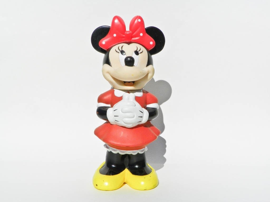 plastic minnie mouse toy