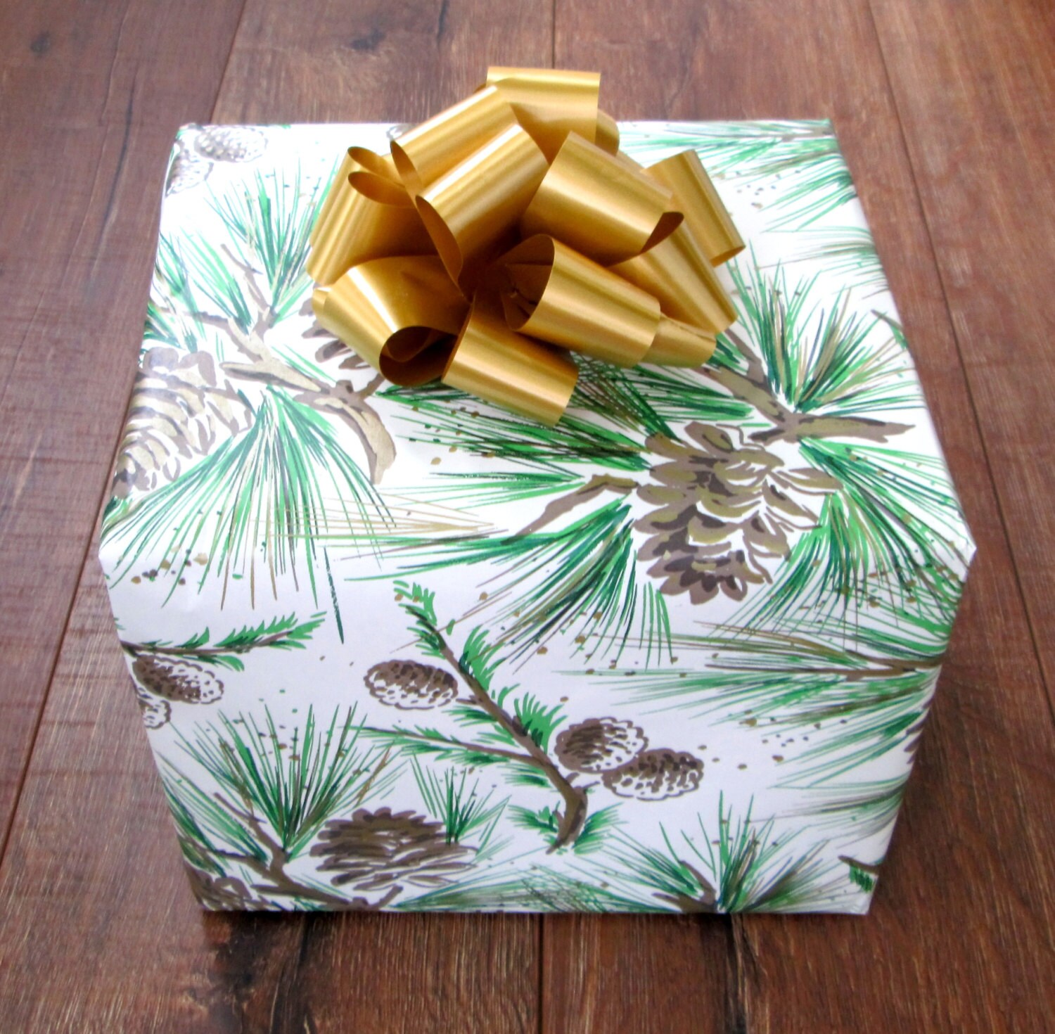 Pine Tree and Pine Cone Wrapping Paper In Gold and Green 10
