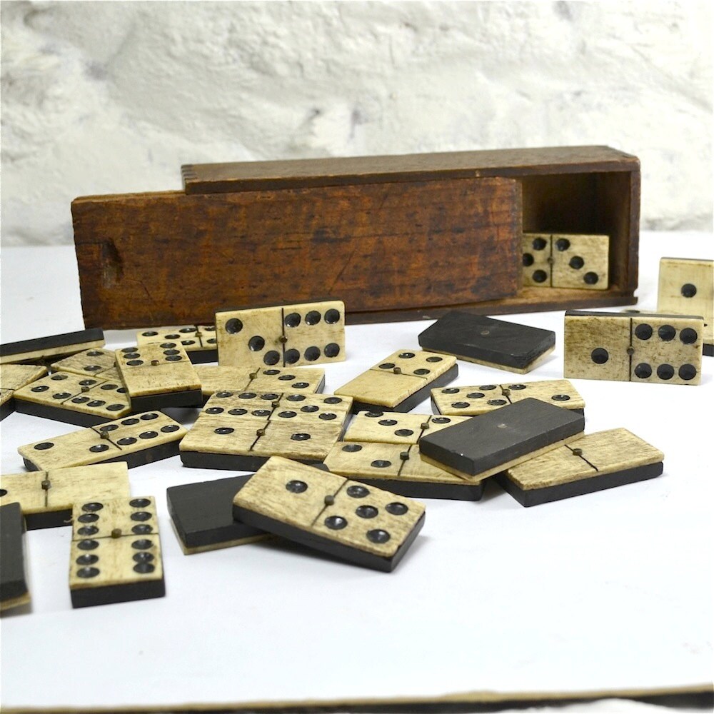 Antique Bone Domino Set in Wooden Oak Box with 28 Bone and