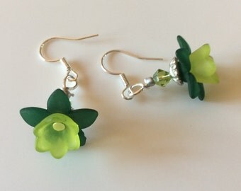 Lucite flowers earrings with swarovski beads - Handmade - Womens Jewelry