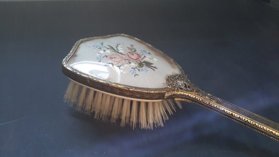 Victorian era style hair brush that are made in England. Hair