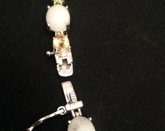 Storewide 25% Off SALE Vintage Sterling Silver Faceted Cabochon Serpentine Designer Necklace Featuring Assorted Large Amethyst & Peridot Gem