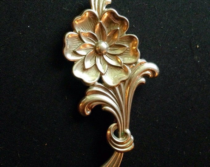 Storewide 25% Off SALE Vintage Silver Tone Single Stem Designer Floral Brooch Featuring Raised Textured Design With Embellished Detail