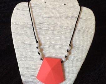 Necklace silicone/teething necklace - coral