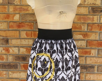 Wallpaper & Smiley Sherlock 221b Baker Street Costume skirt