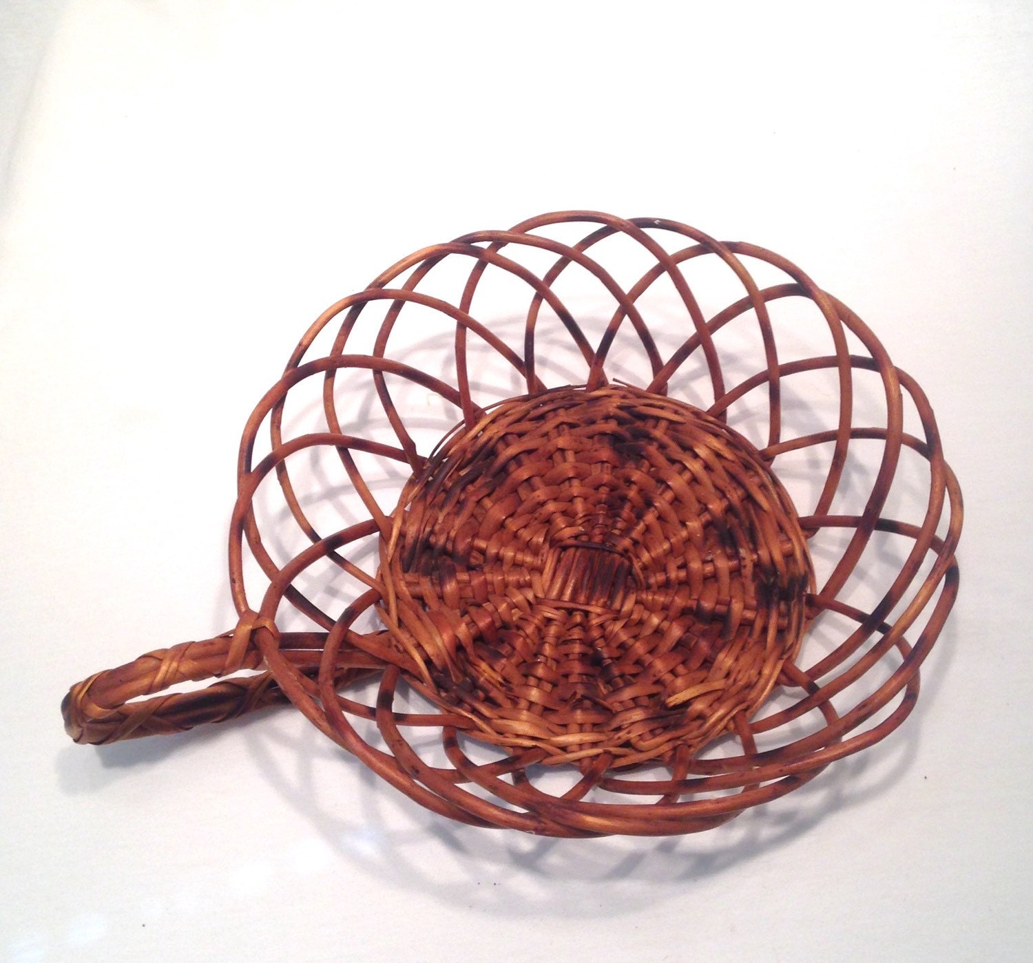 French wicker serving tray with handle; round woven bread basket