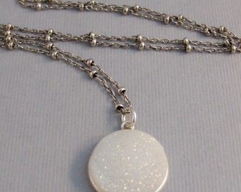 White Druzy,Necklace,Druzy,Drusy,Druzie,Necklace,Durzy Necklace,Agate,Geode,Birthstone Necklace,White Stone,White Druzy.SeaMaidenJewelry
