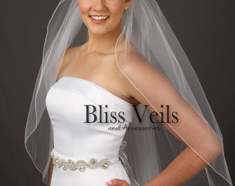 Fingertip Length Veil, Ivory Bridal Veil, White, Single Layer Veil, Tulle Veil, Wedding Veil, Available in any length! Fast Shipping!