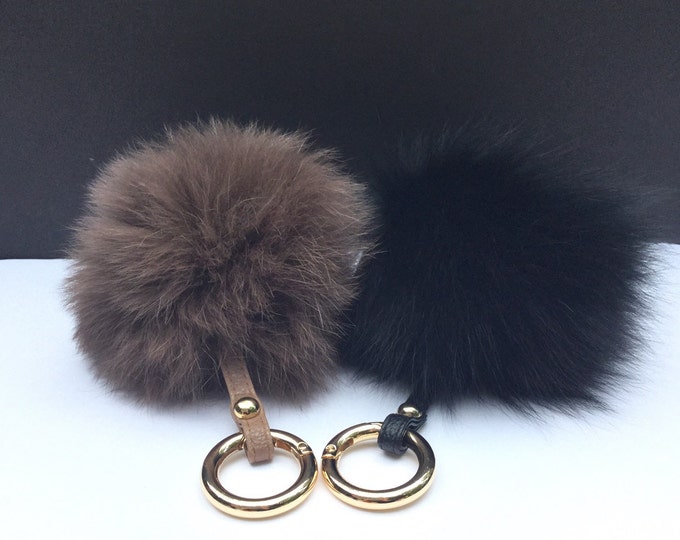 Fur bag charm, fur pom pom keychain, fur ballkeyring purse pendant in black