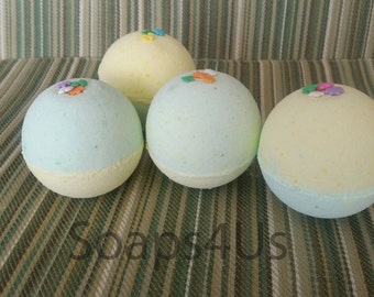 Pineapple Handmade Bath Bomb. Pineapple Bath Fizzie. Handmade Bath Fizzy. Great idea for gift!