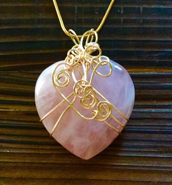 rose quartz heart shaped necklace