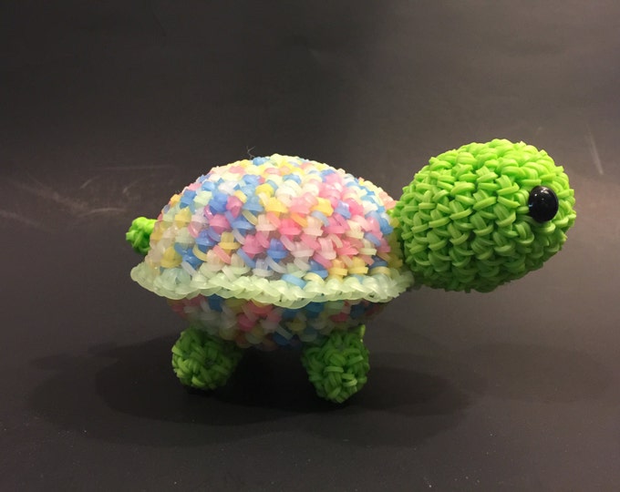 Cute Little Color Changing Turtle Rubber Band Figure, Rainbow Loom Loomigurumi, Rainbow Loom Animal