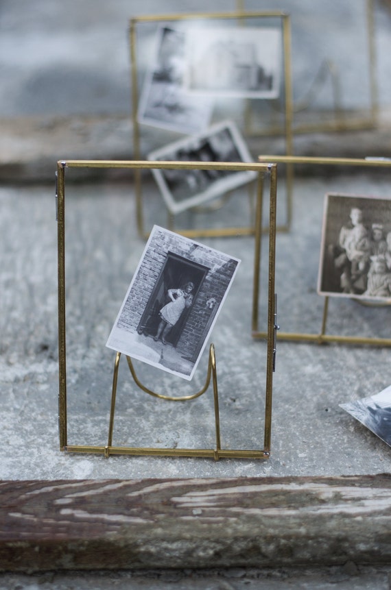 GLASS FRAME with stand