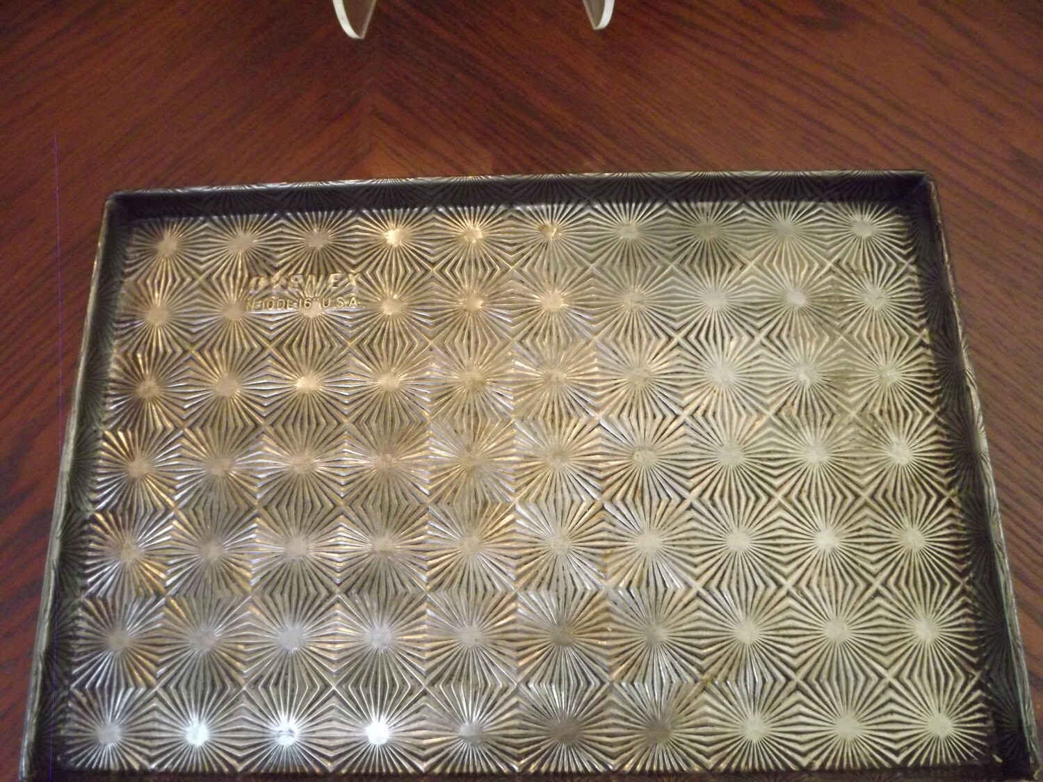 Vintage Ovenex N10DL 16 USA Starburst Bakeware Cookie