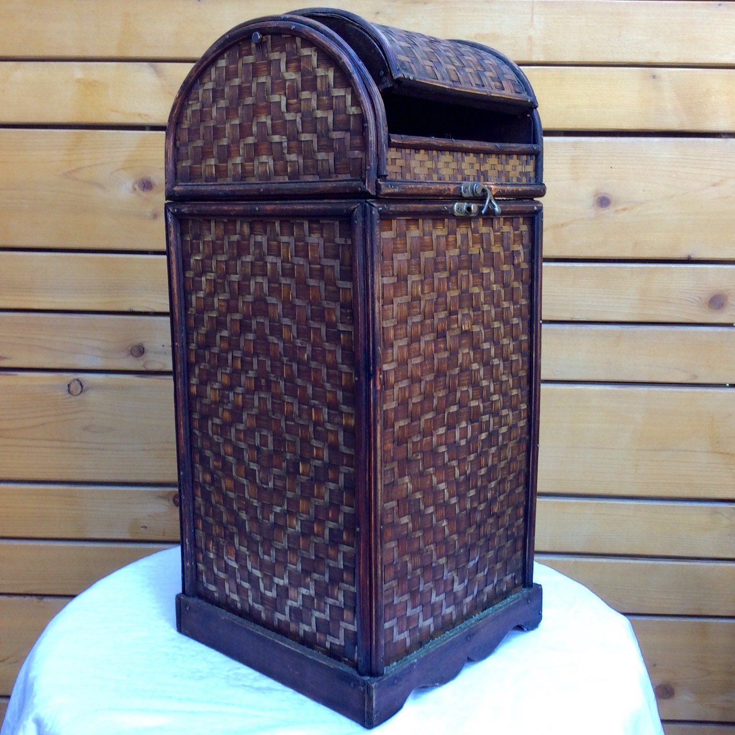 Ornate vintage wicker woven trash/garbage/recycling bin or container/canister with swinging door