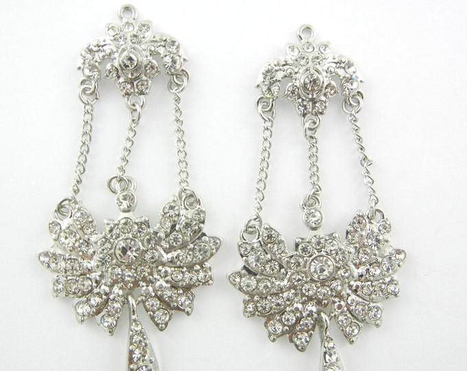 Pair of Rhinestone Floral Chain Drop Charms