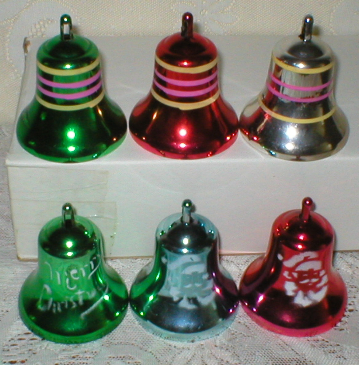 DIY Vintage Inspired Bell Jar Ornaments - My So Called ...