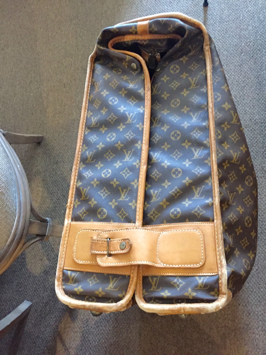 vintage LOUIS VUITTON suitcase traveling garment bag