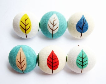 Sewing Buttons / Fabric Buttons - 6 Medium Fabric Buttons Set - Colorful Leaves