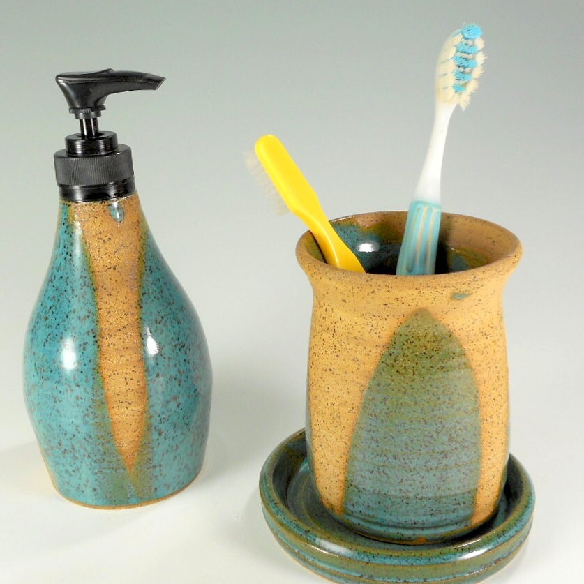 Stoneware Pottery Sculpture and Garden Art by WillowTreePottery