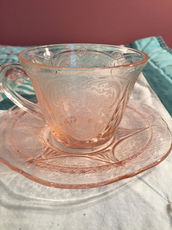 Vintage Pink Depression Glass 2 Piece Tea Cup Set Royal Lace