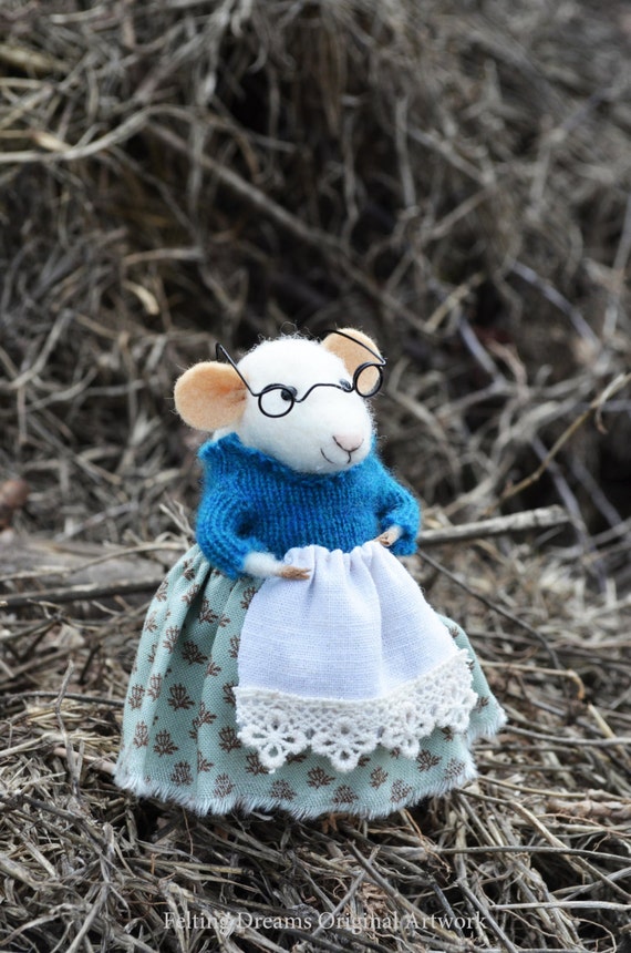 Momma Mouse - Autumn - Felting Dreams