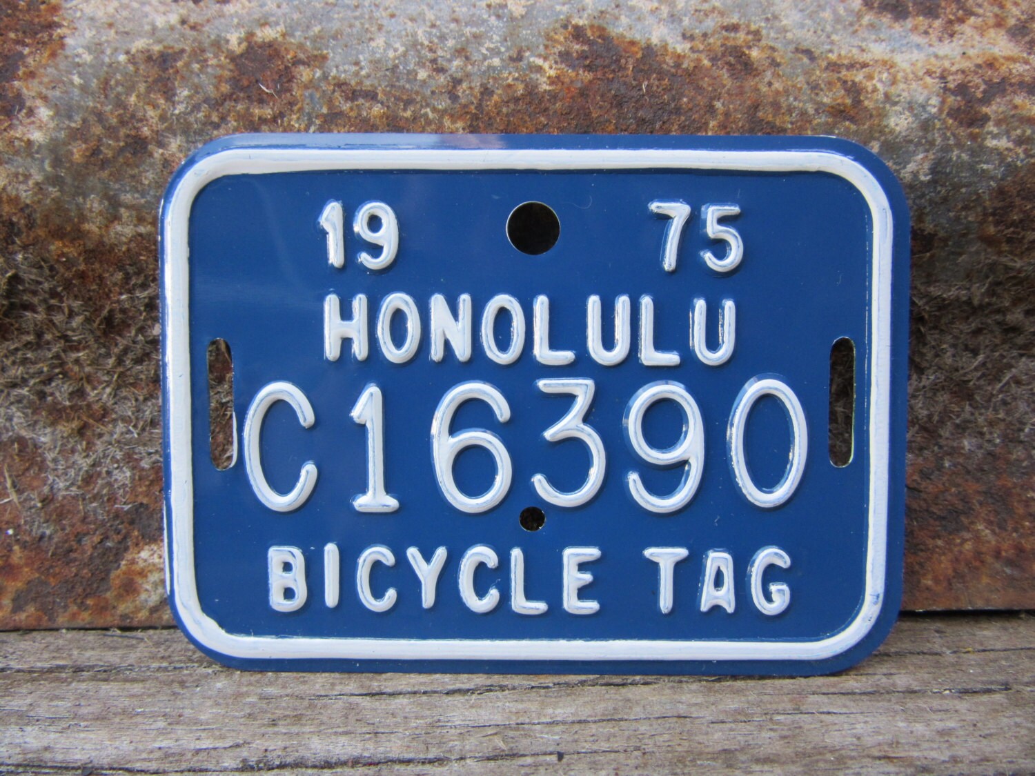 Vintage 1975 Honolulu Hawaii Bicycle License Plate Metal Tag Blue