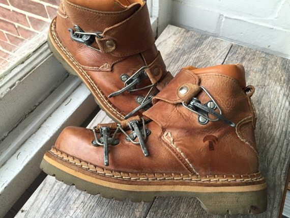 womens brown leather hiking boots