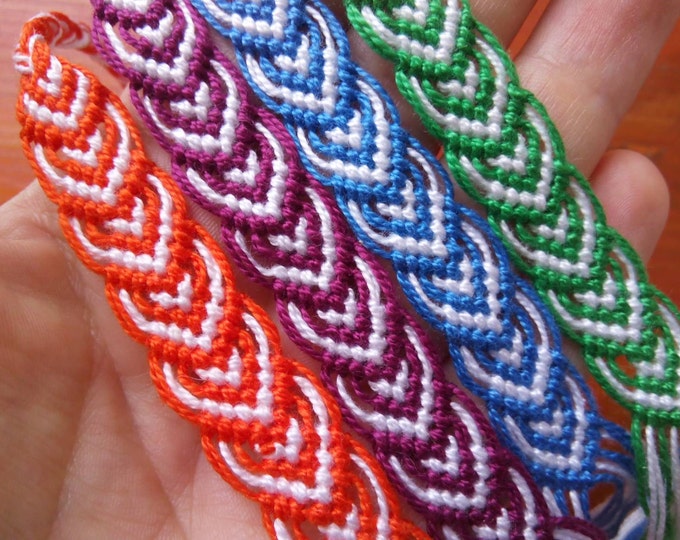 Custom Friendship Bracelet, Macrame, Woven Bracelet, Wristband, Knotted Bracelet - Pick your colors - Personalized Hearts