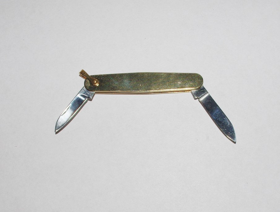 Two Blade Keychain Pocket Knife Gold Tone T399 Haute Juice