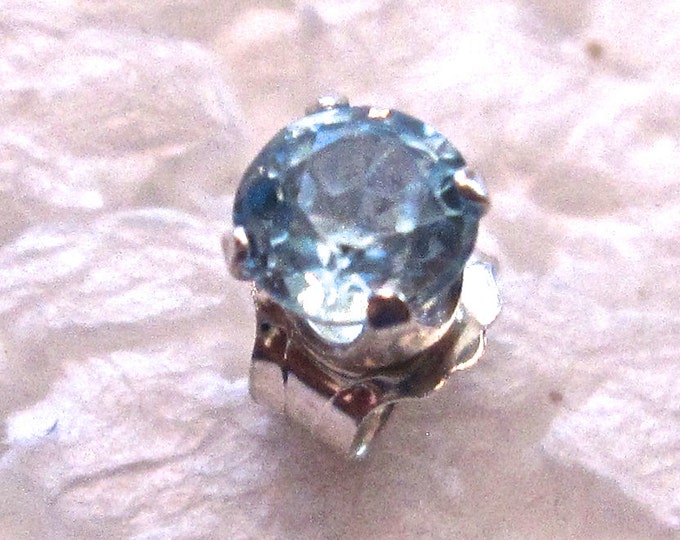 Men's Blue Zircon Stud, 4mm Round, Natural, Set in Sterling Silver E825M