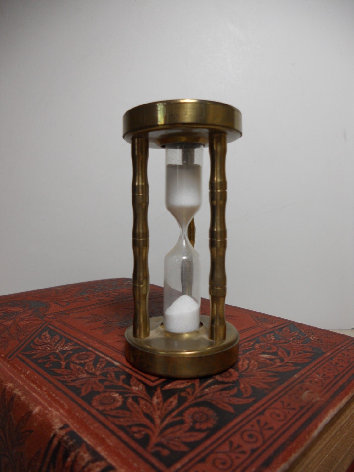 Vintage Brass Egg Timer Three Minute Timer Hour Glass 1028