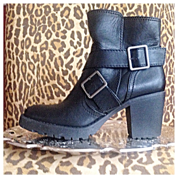chunky heel boots 90s
