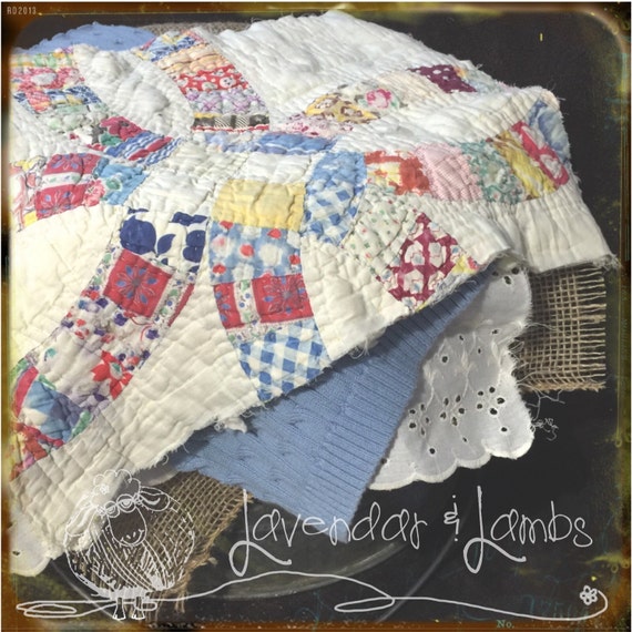 Items similar to Double Wedding Ring Quilted Layering Set for Newborn